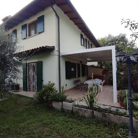 House * Rocca di Botte